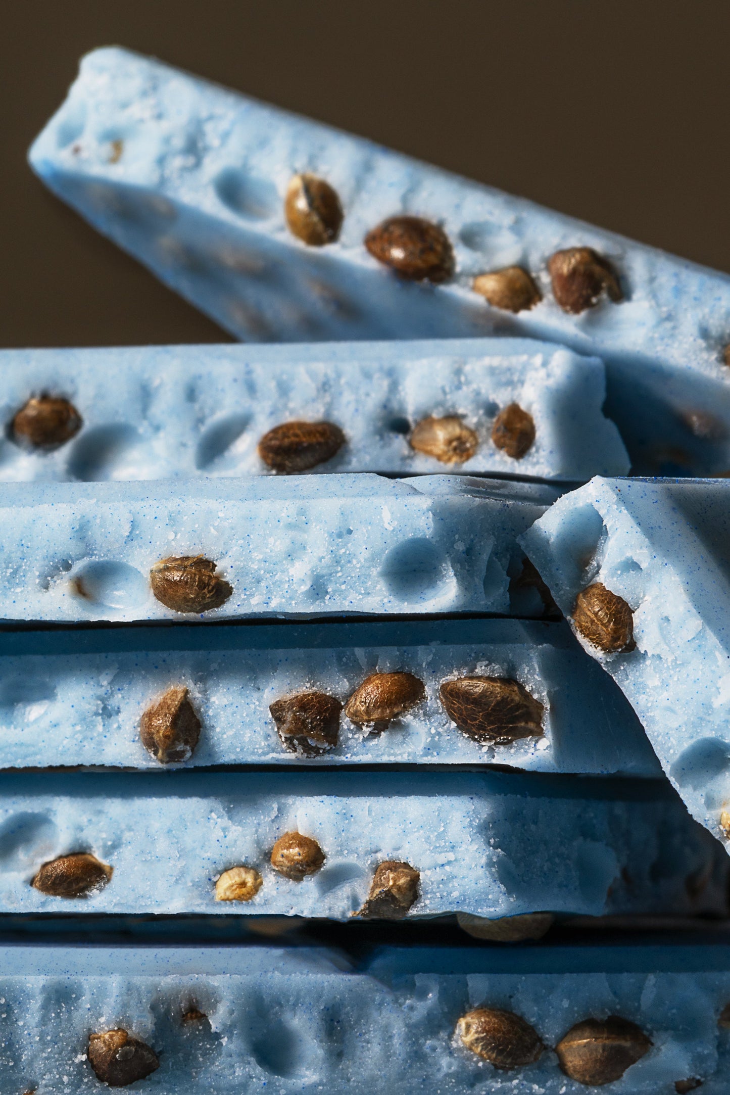 Smooth White Chocolate + Blue Spirulina + Toasted Hemp Seed - Functional Chocolate Bar